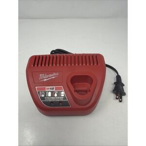 NEW w/out box MILWAUKEE M12 12V‎ BATTERY CHARGER #48-59-2401